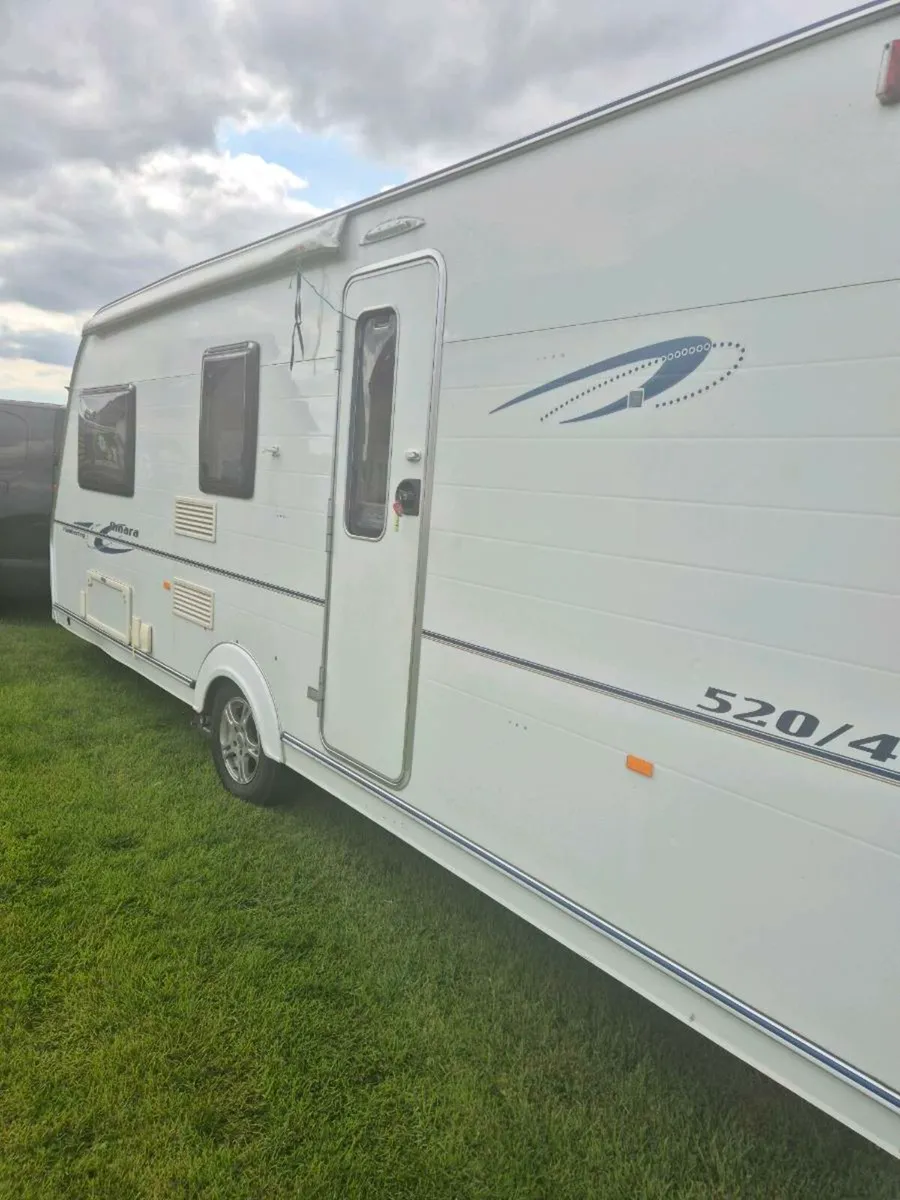 4 x berth caravan - Image 1