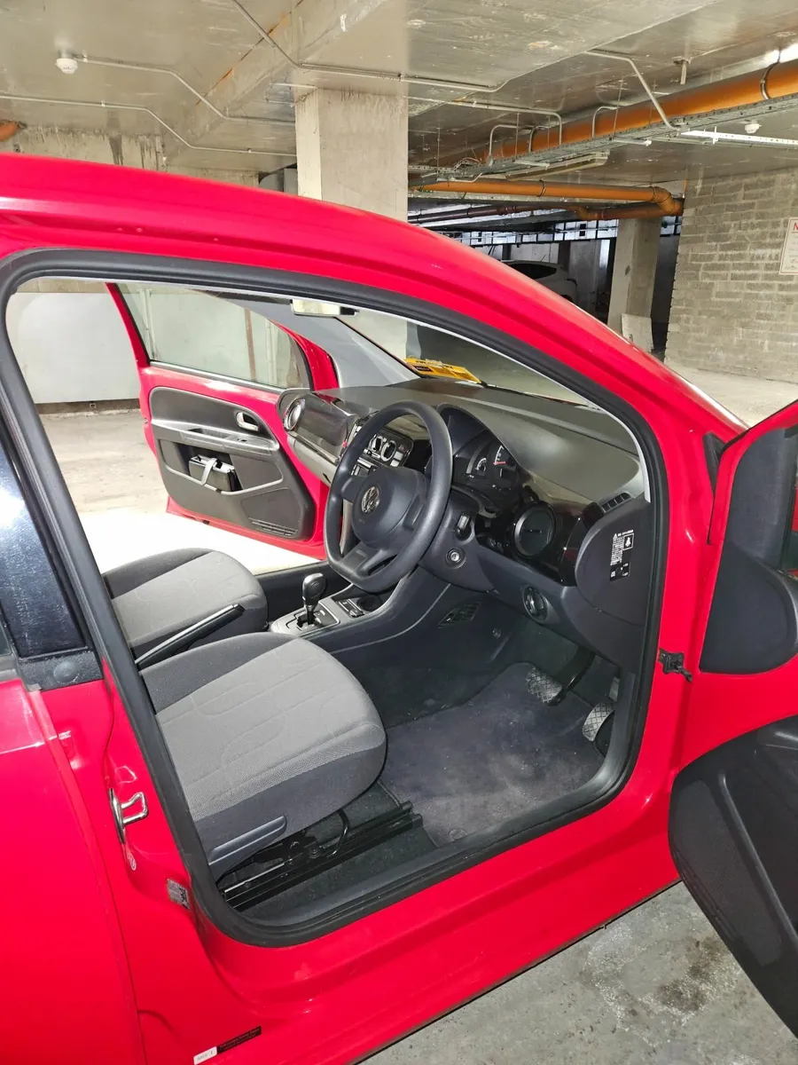 Volkswagen up! 2014 - Image 3