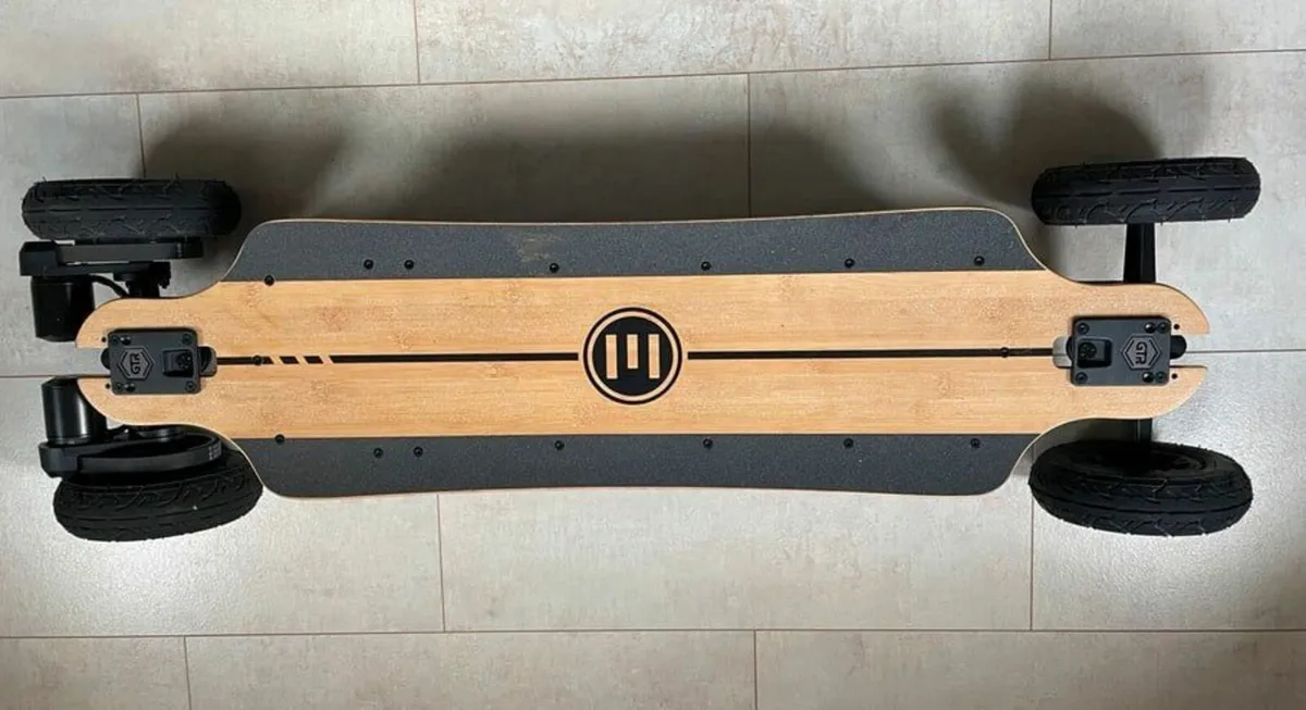 Evolve GTR Bamboo All Terrain Electric Skateboard - Image 3