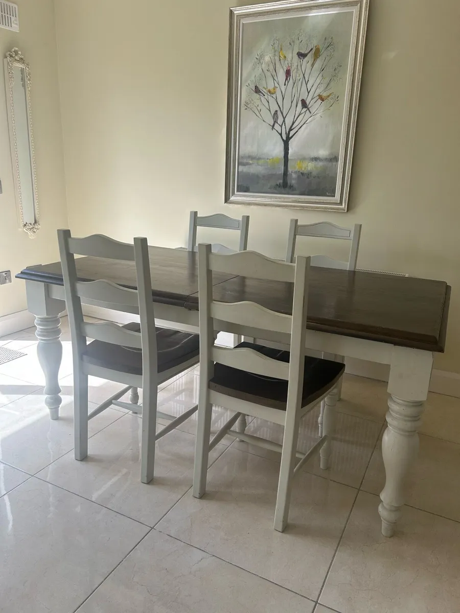 Kitchen Table and Chairs - Image 1