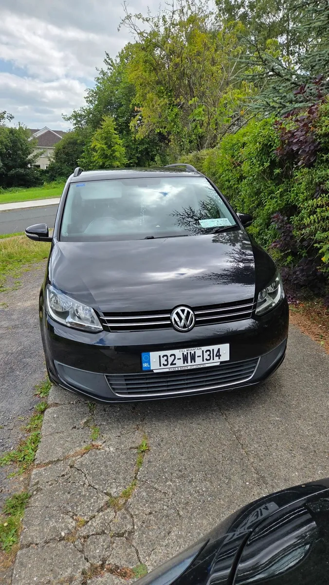 Volkswagen Touran 2013 - Image 1