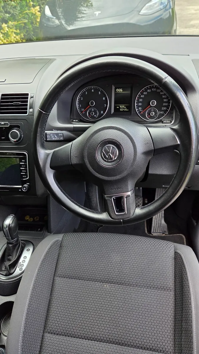 Volkswagen Touran 2013 - Image 4