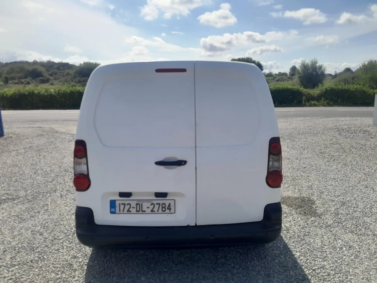 2017 Peugeot Partner 1.6Diesel 3 Seather Doe 04,26 - Image 2