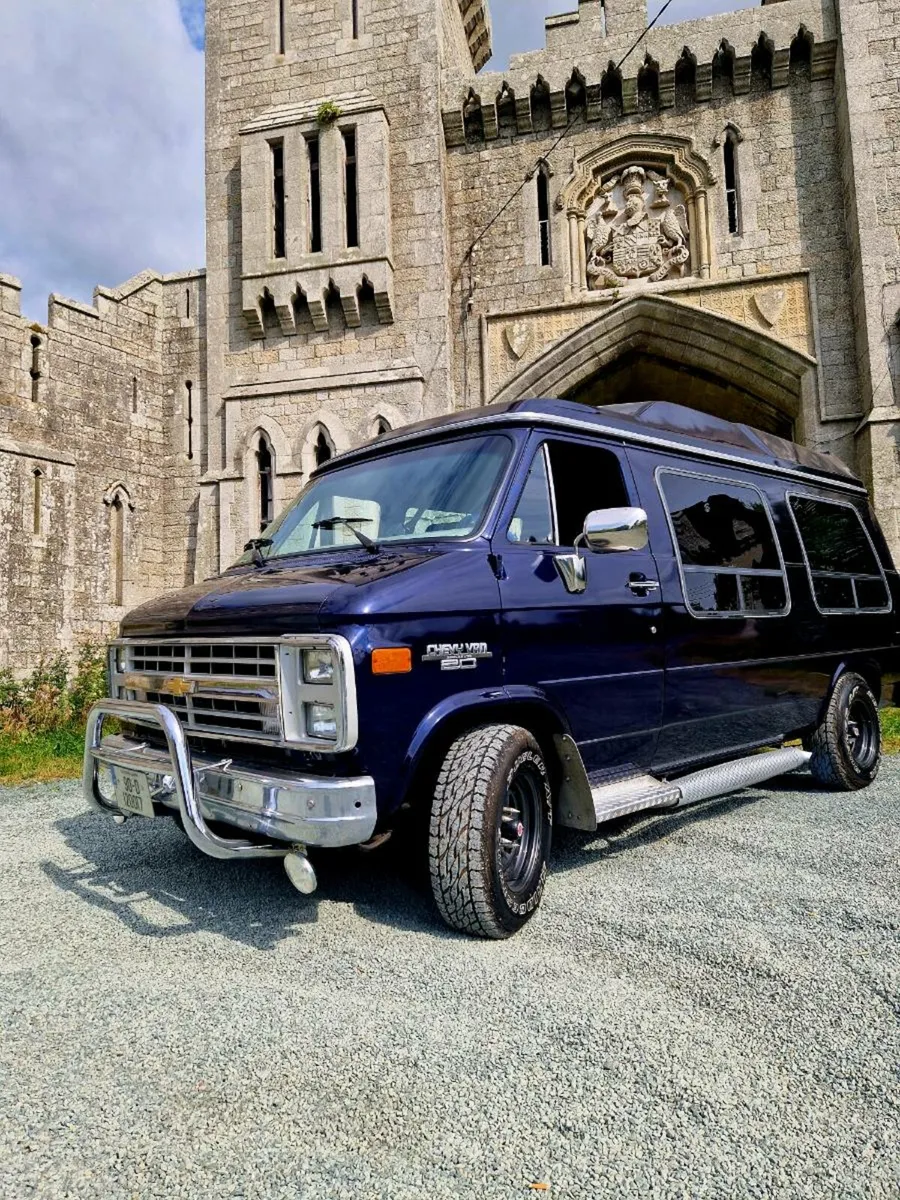Chevrolet G20 - Image 2