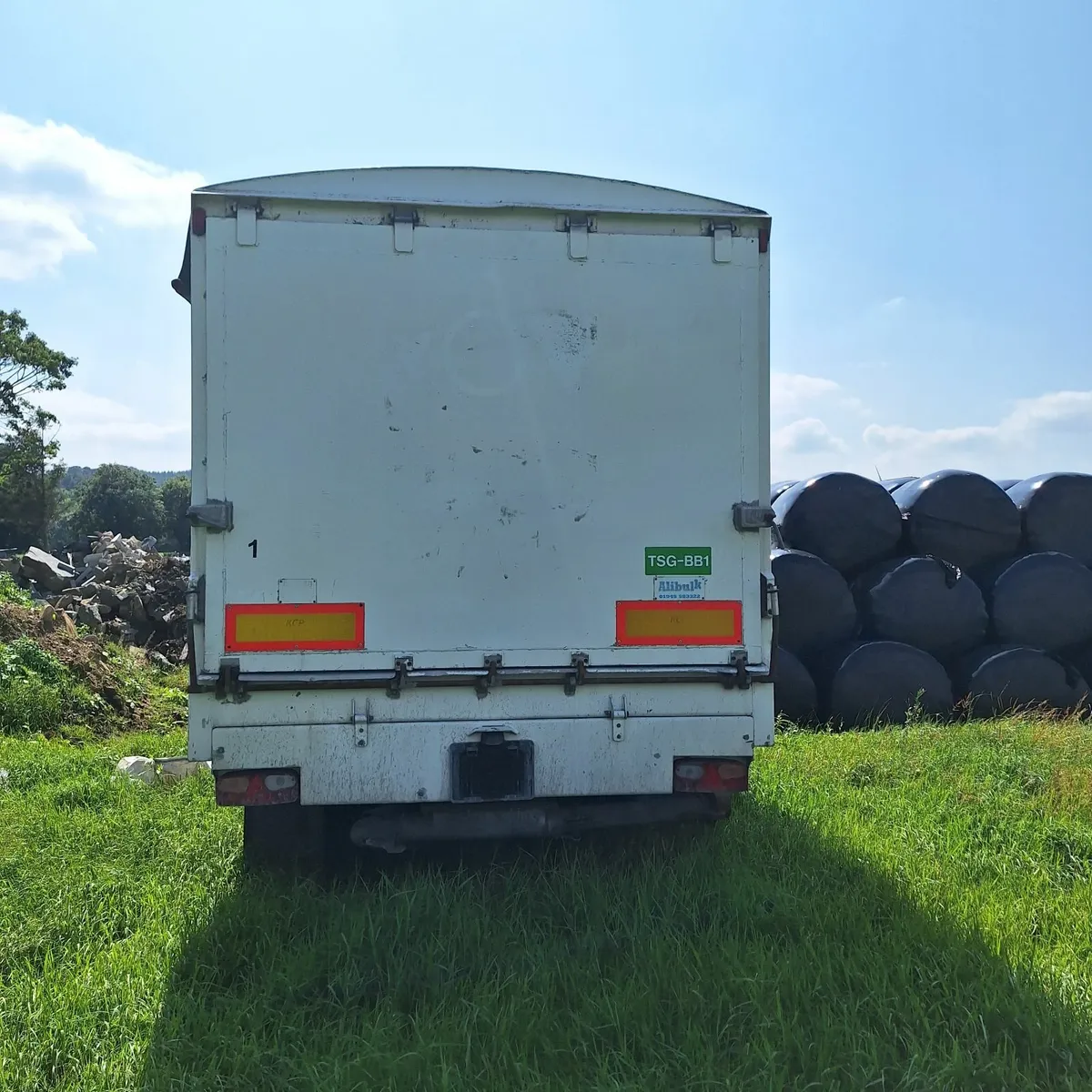 Fruehauf 64 cubic yard Blower / Bulk tipping - Image 4