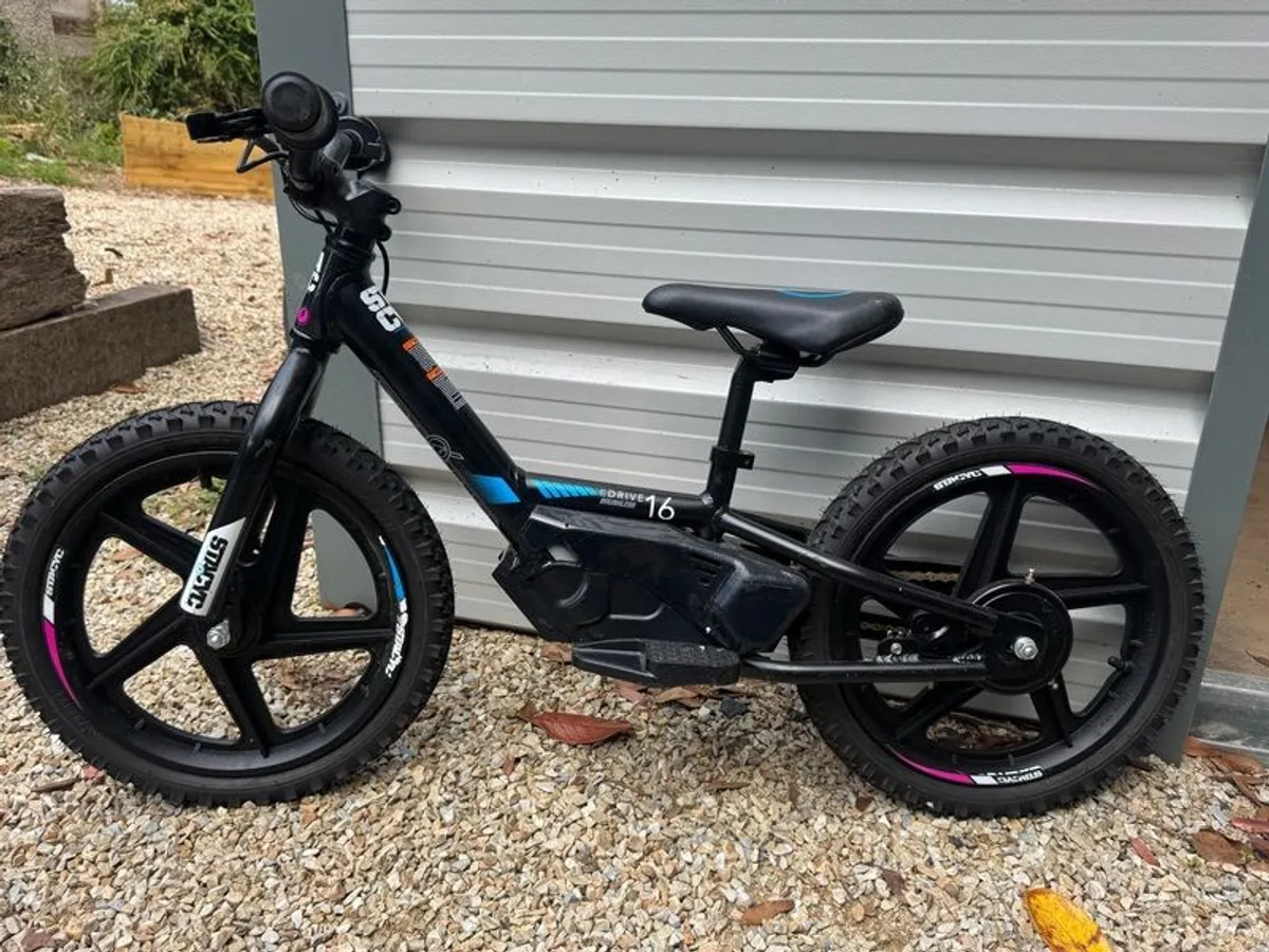 Stacyc kids electric balance bike rrp E1100 - Image 1
