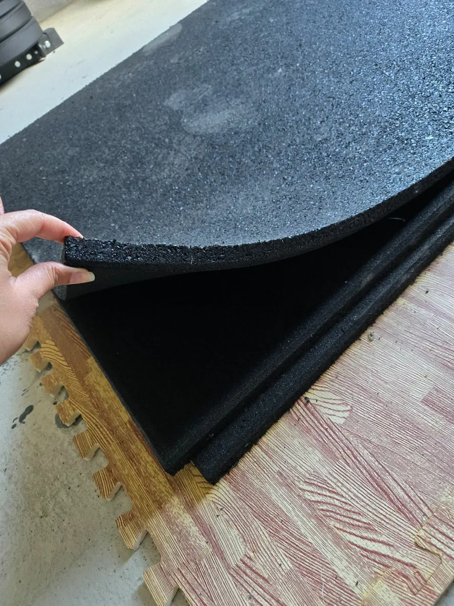 Gym Equipment Weights and Rubber Mats - Image 4