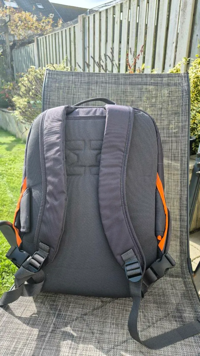 Minimeis G4 shoulder carrier with carrier bag - Image 3