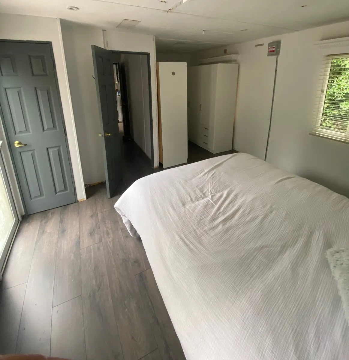 Mobile Home - Image 4
