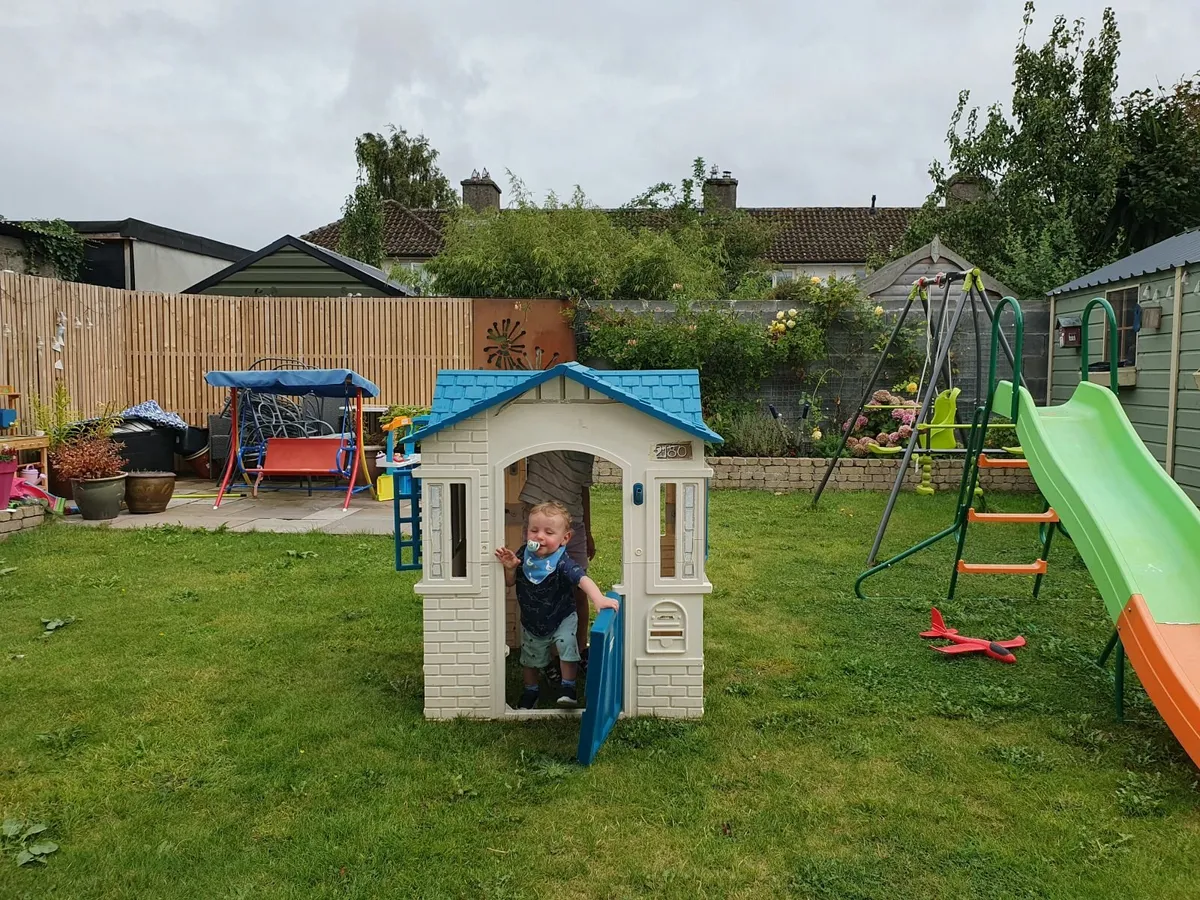 Wendy Play House - Image 1