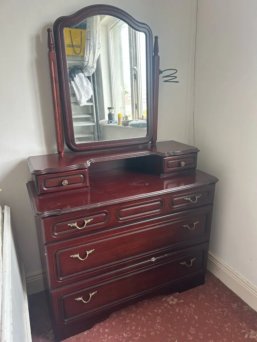 Mahogany dressing table and mirror - Image 3