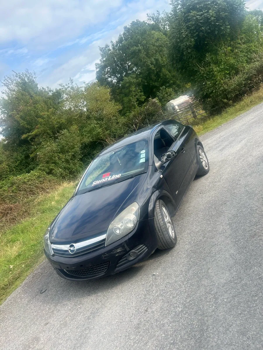 Opel Astra - Image 1