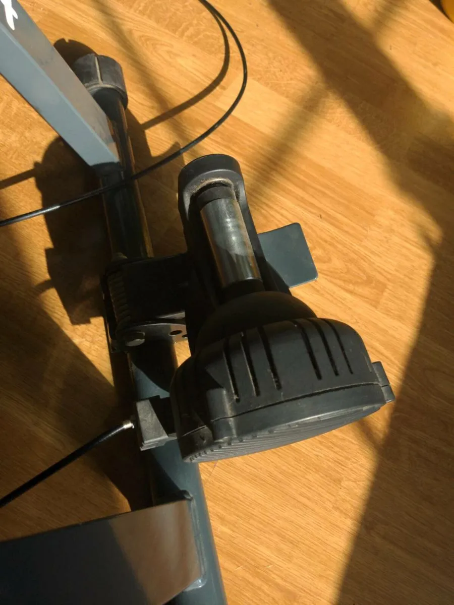 Bikehut Turbo Trainer indoor bike stand - Image 4