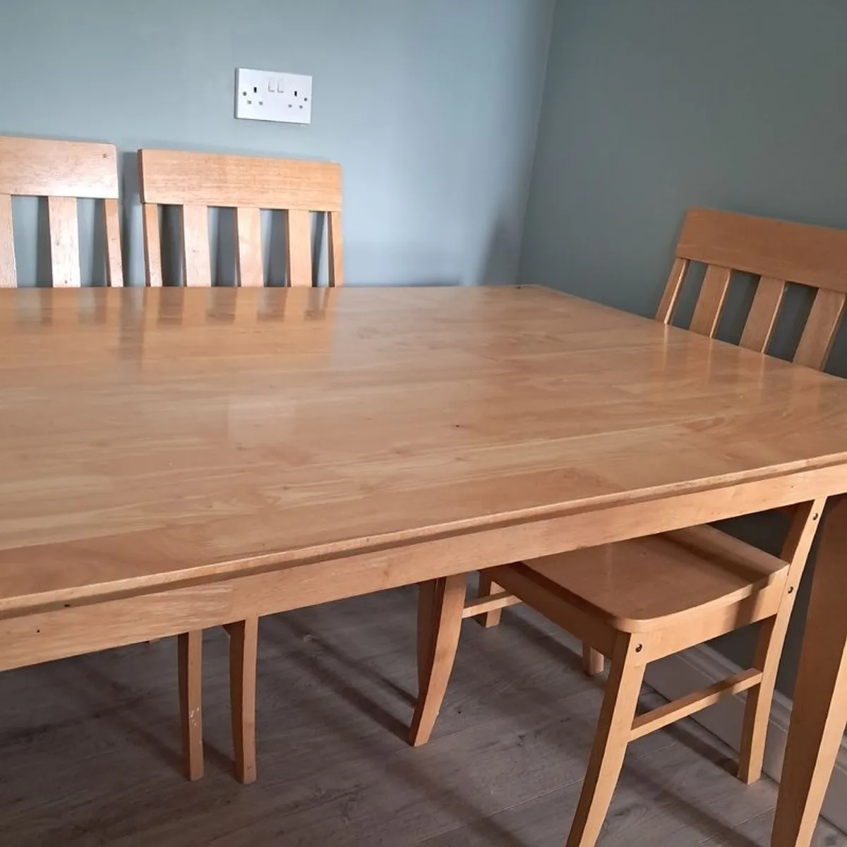 Dining Table & chairs - Image 1