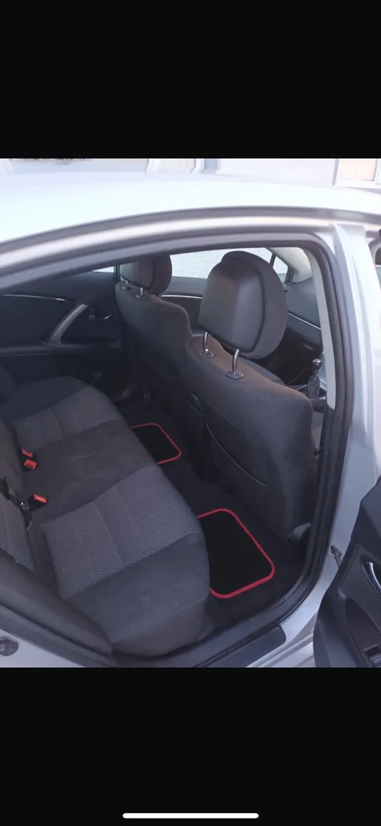 Toyota Avensis 2015 - Image 4
