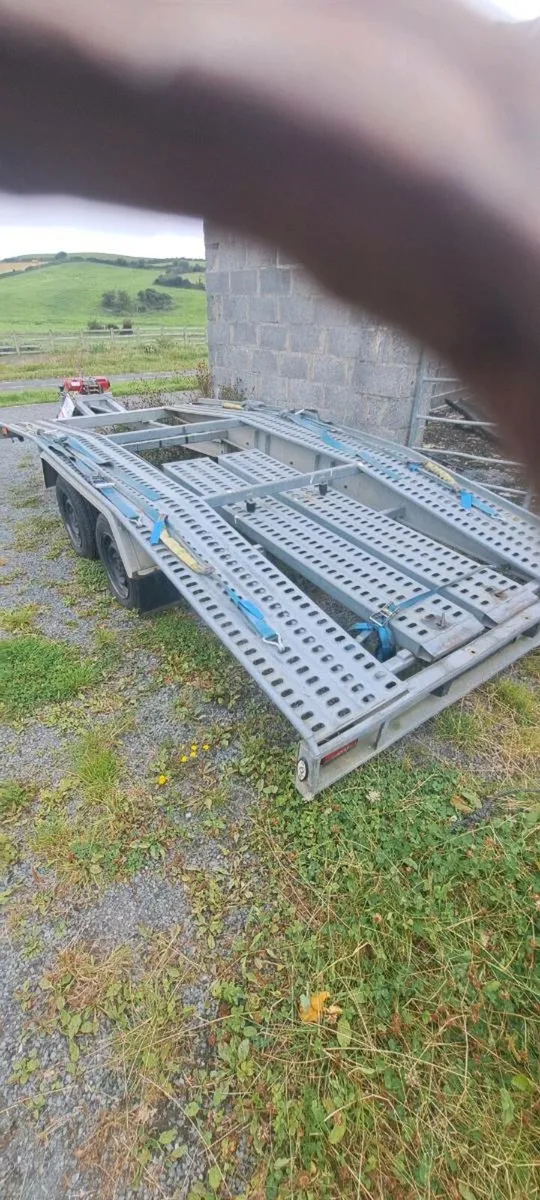 Car transporter trailer - Image 1