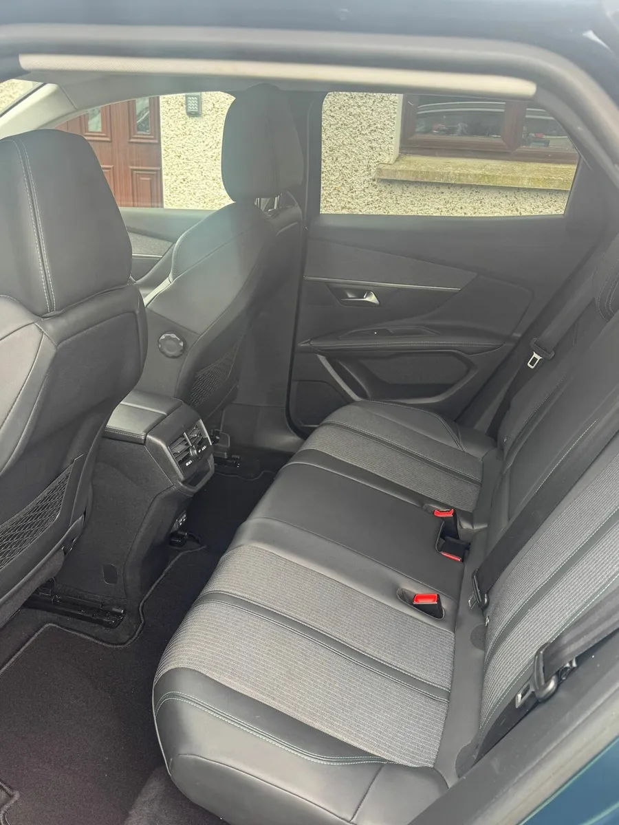 Peugeot 3008 - Image 3
