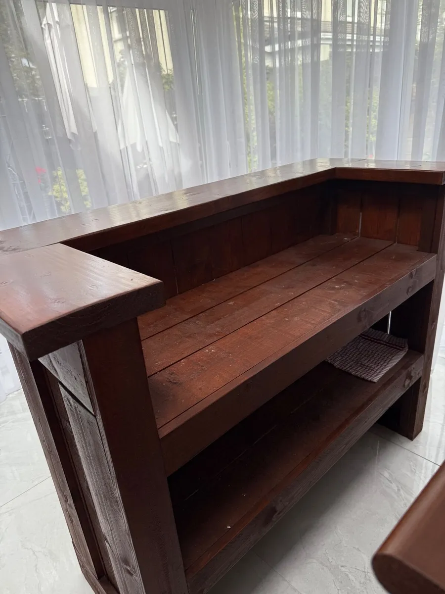 Rustic home bar - Image 4