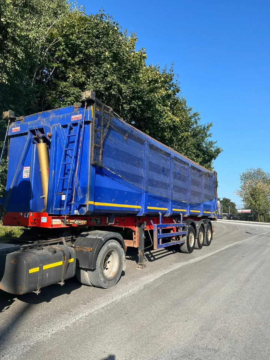 Steel Body Scrap Bulk Tipper - Image 1