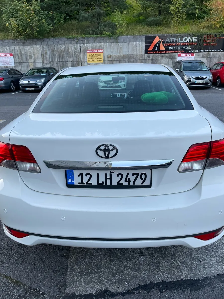 Toyota Avensis 2012 - Image 3