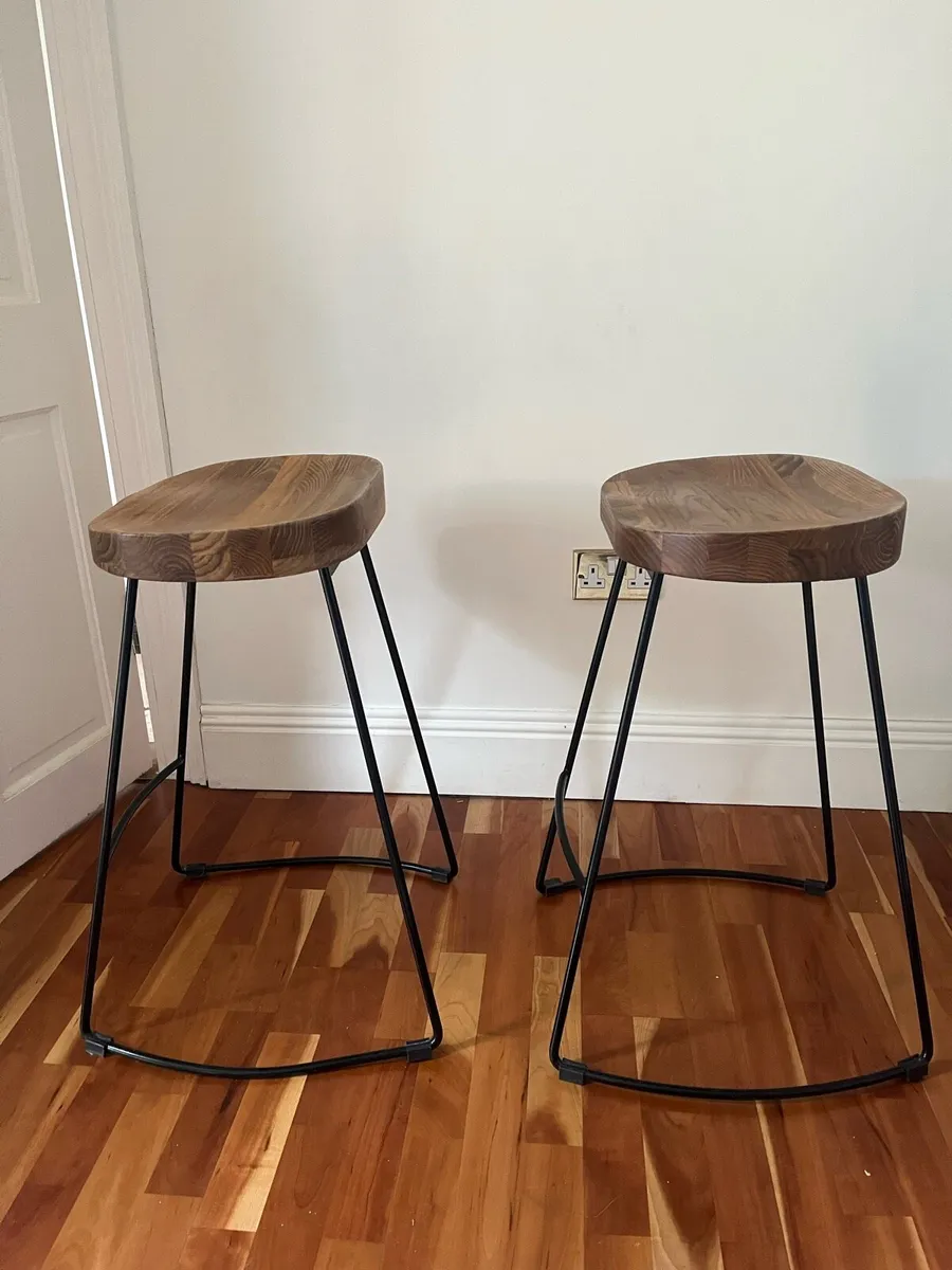 Kitchen stools (metal/wood) - Image 3