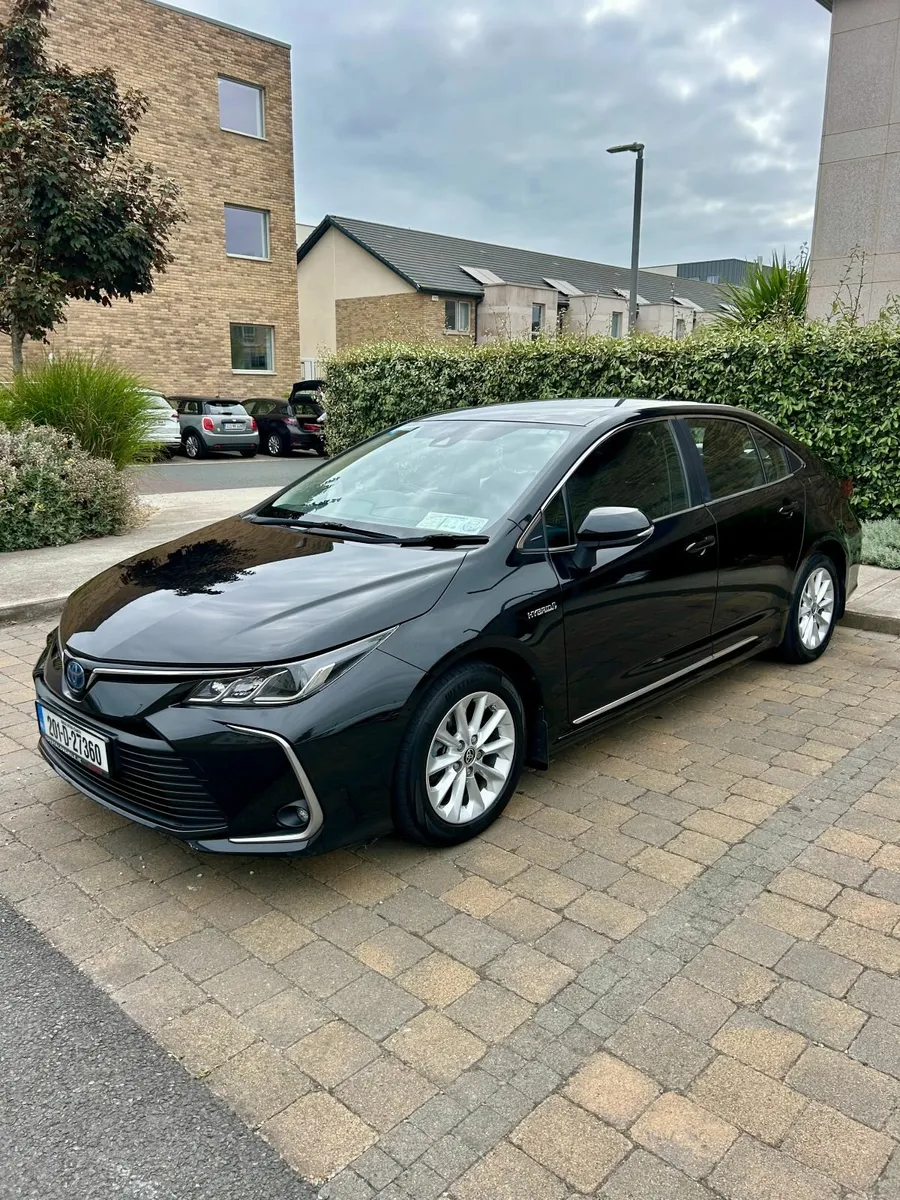 Toyota Corolla 2020 - Image 2