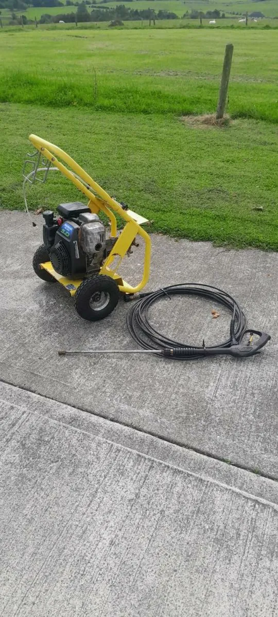 HONDA/KARCHER POWER WASHER - Image 2