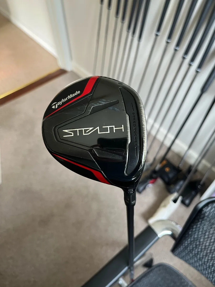 Taylormade Stealth 5 Wood - Image 1