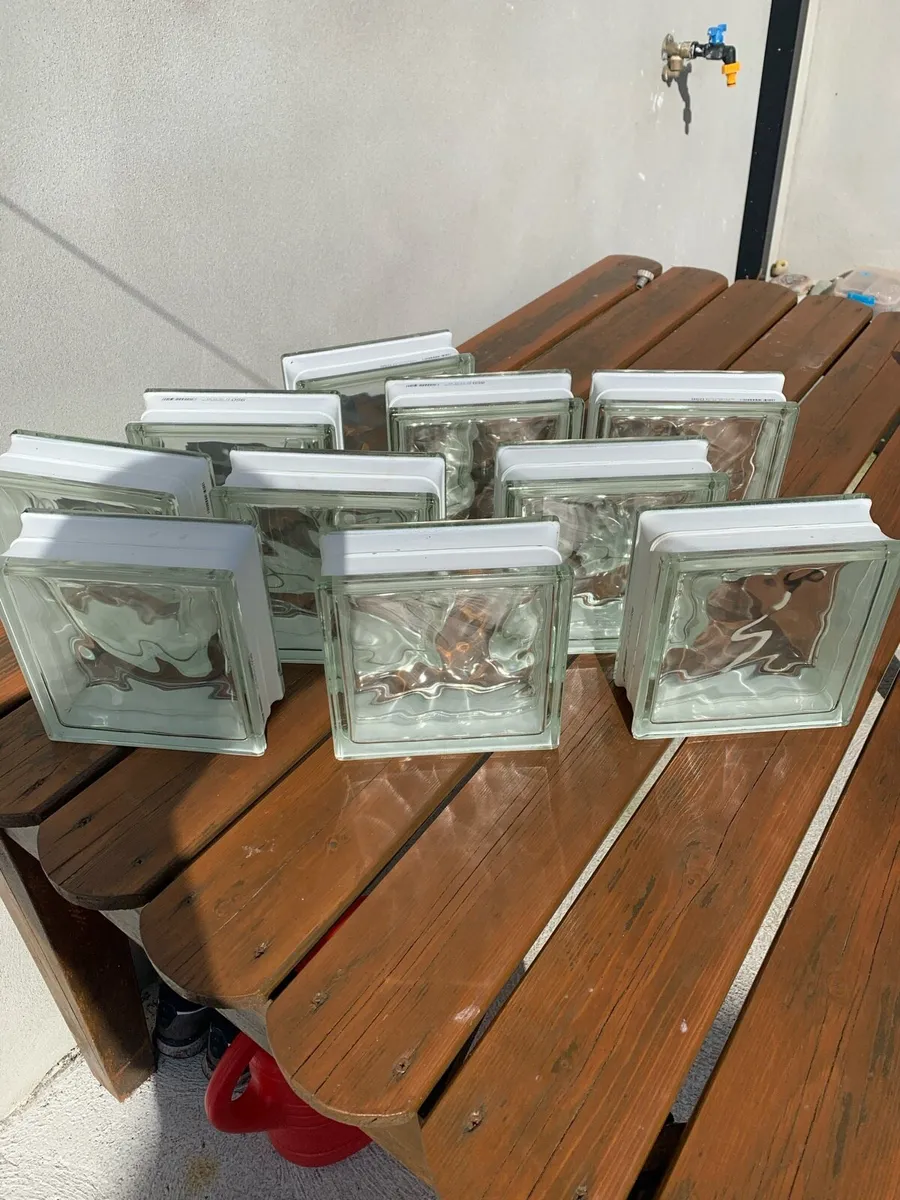 Clear Wave Basic Glass Blocks