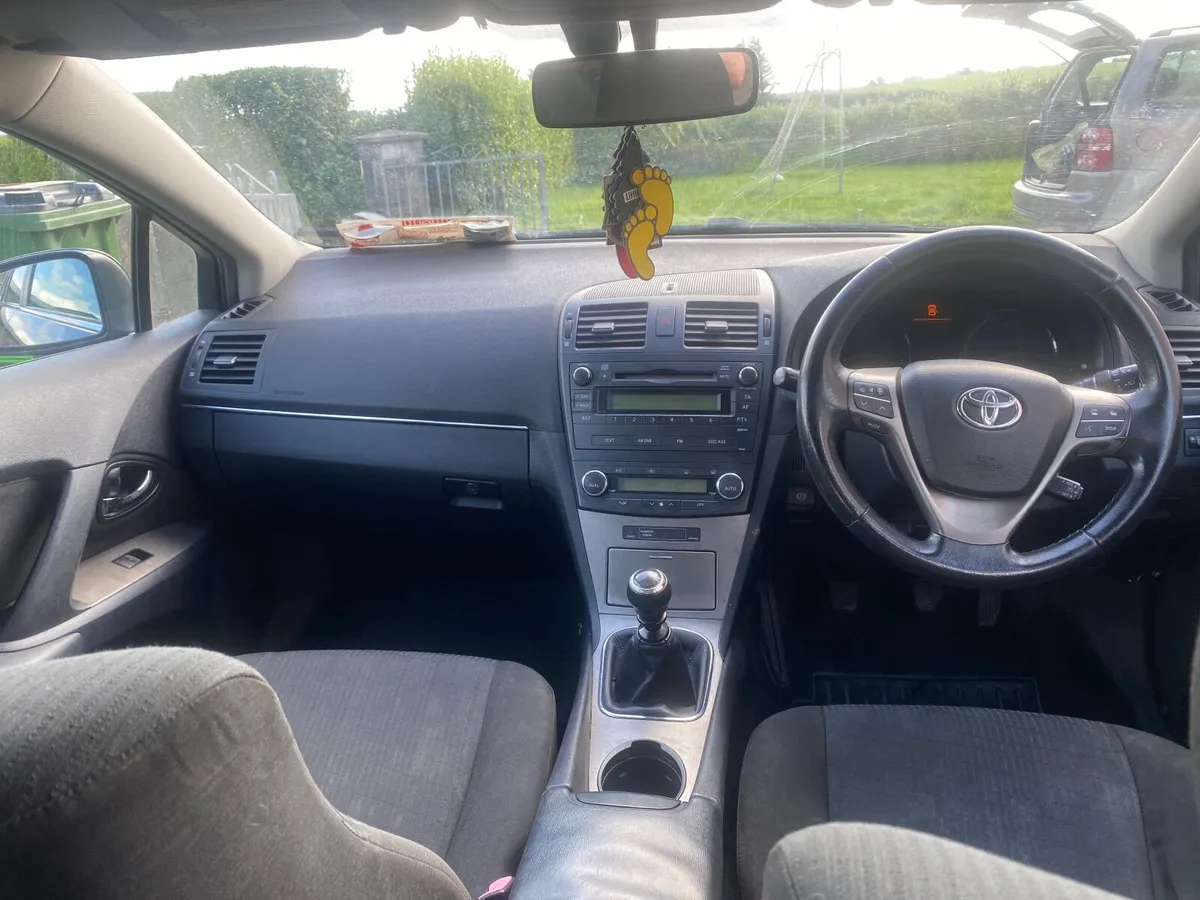 Toyota Avensis 2009 - Image 4