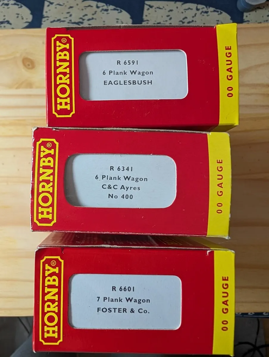 Hornby private owner wagons - Image 1