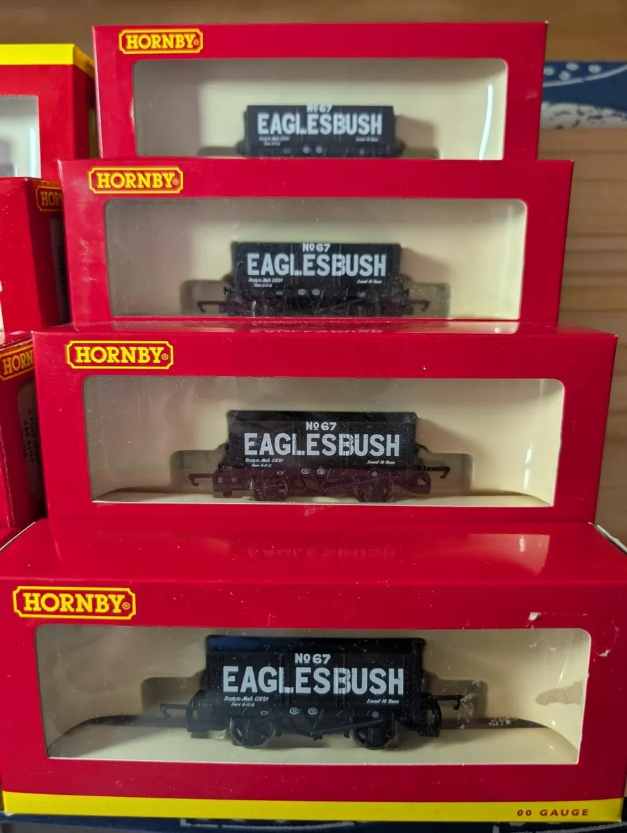 Hornby private owner wagons - Image 3