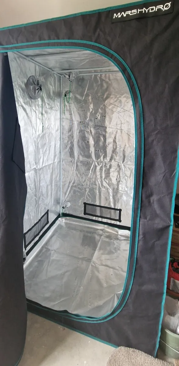 Grow Tent - Image 1