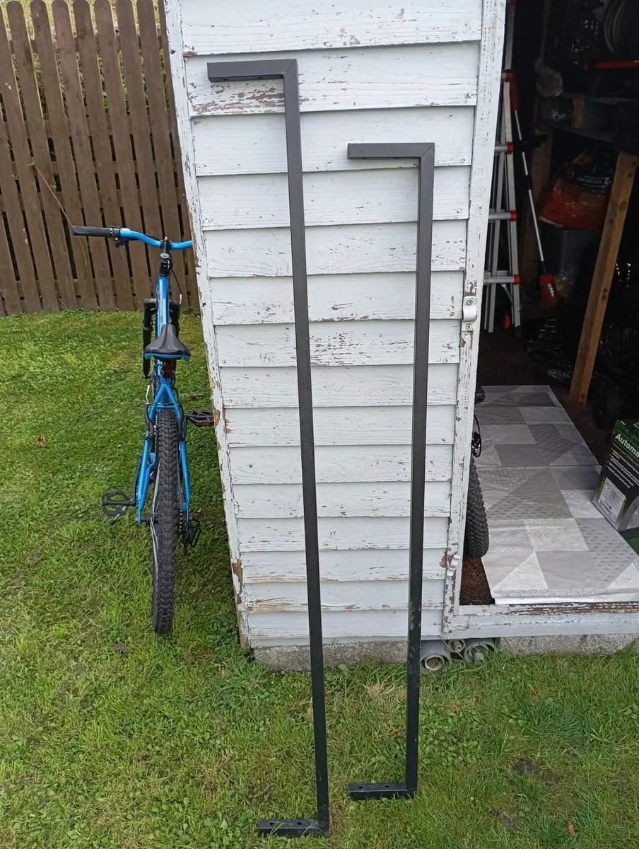 Two metal floating shelf brackets - Image 1