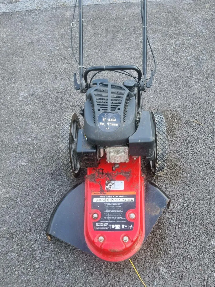 Wheeled strimmer - Image 3