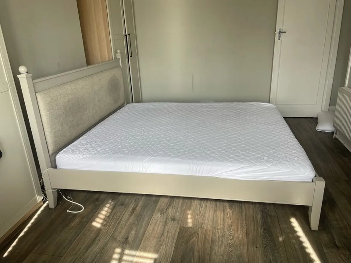 superking bed - Image 2