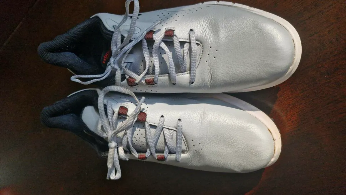 Golf Shoes - Image 2