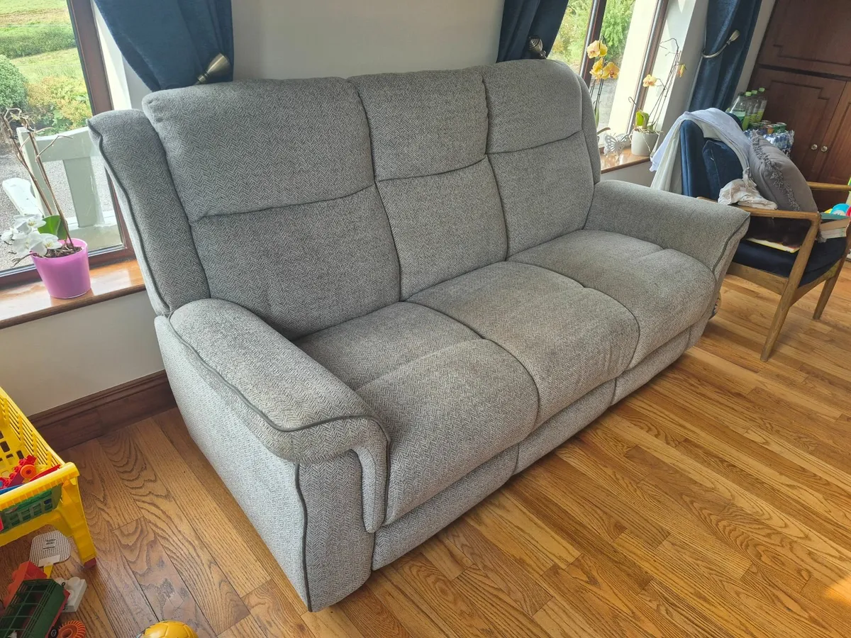 Sofa 3 seater - Image 1
