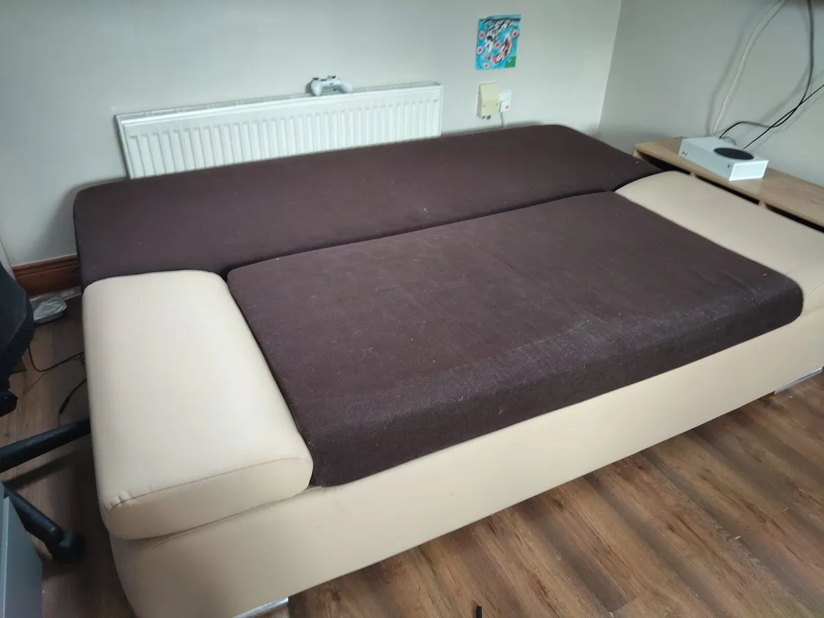 Foldable sofa bed - Image 1