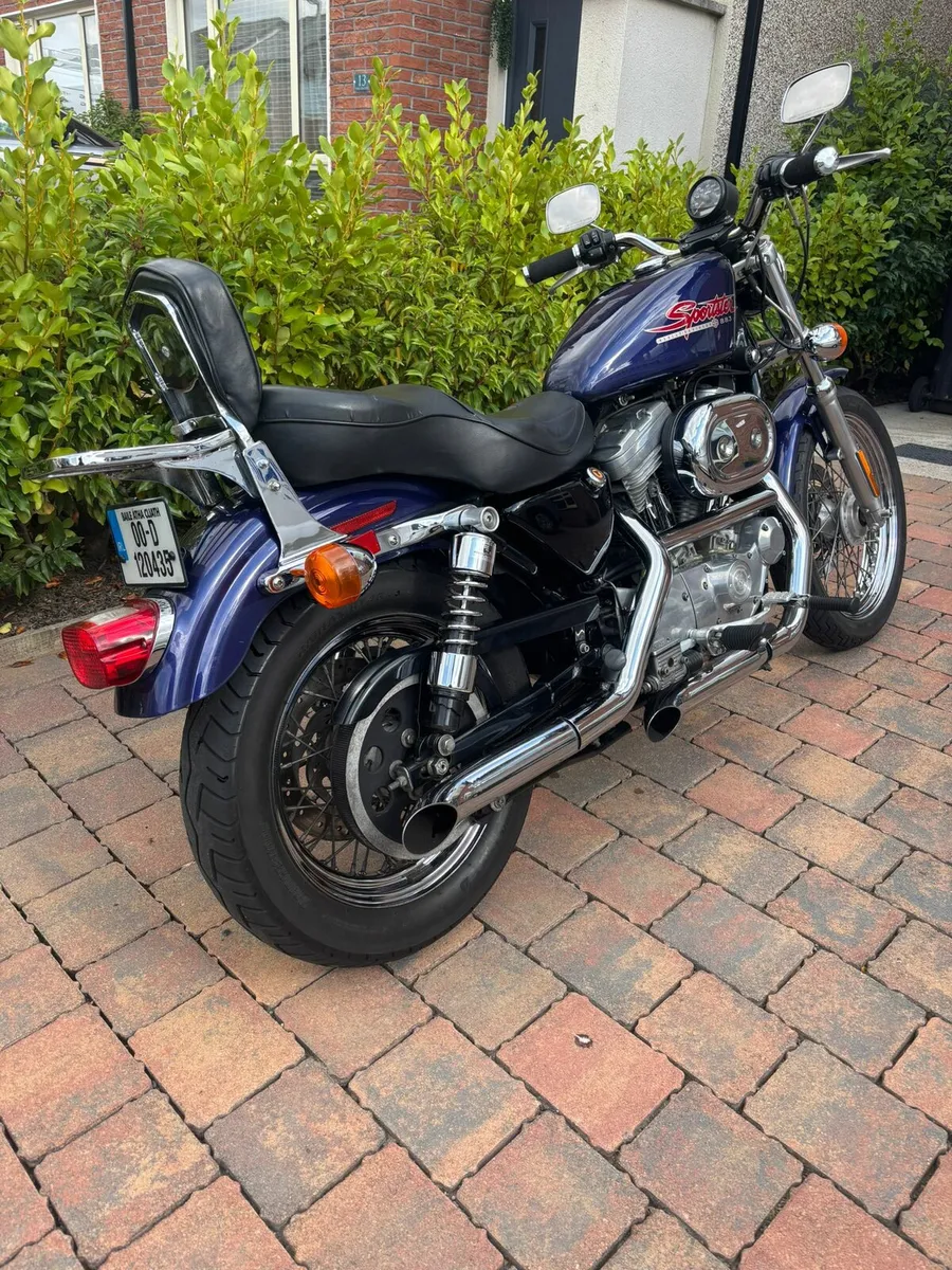 Harley Sportster 883 - Image 1