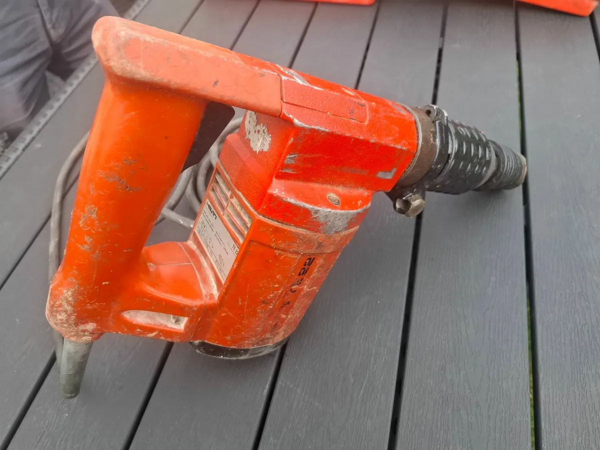 Hilti 110 volt TE22 DRILL - Image 2
