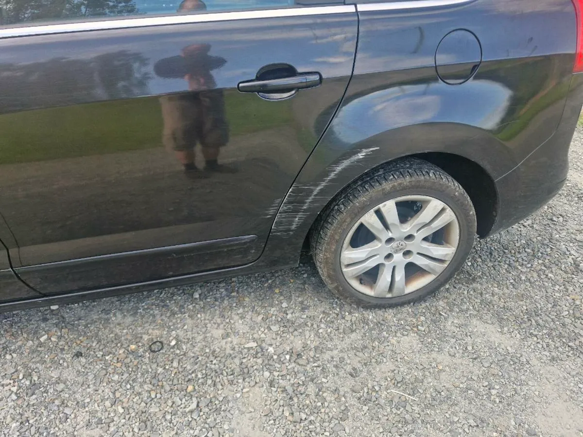 131 Peugeot 5008 . Flywheel needed priced €1950 - Image 3