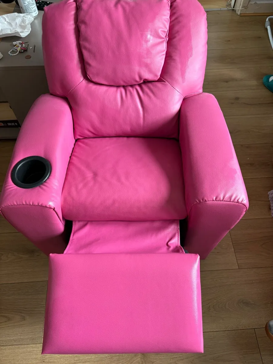 Kids recliner seat - Image 1