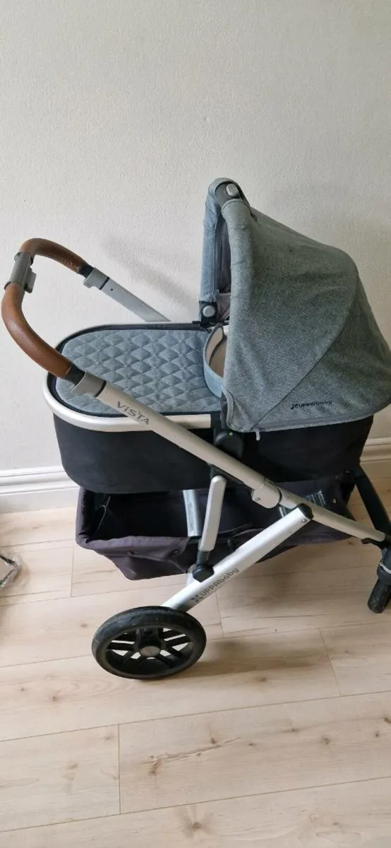 Uppababy Vista buggy & travel system - Image 2