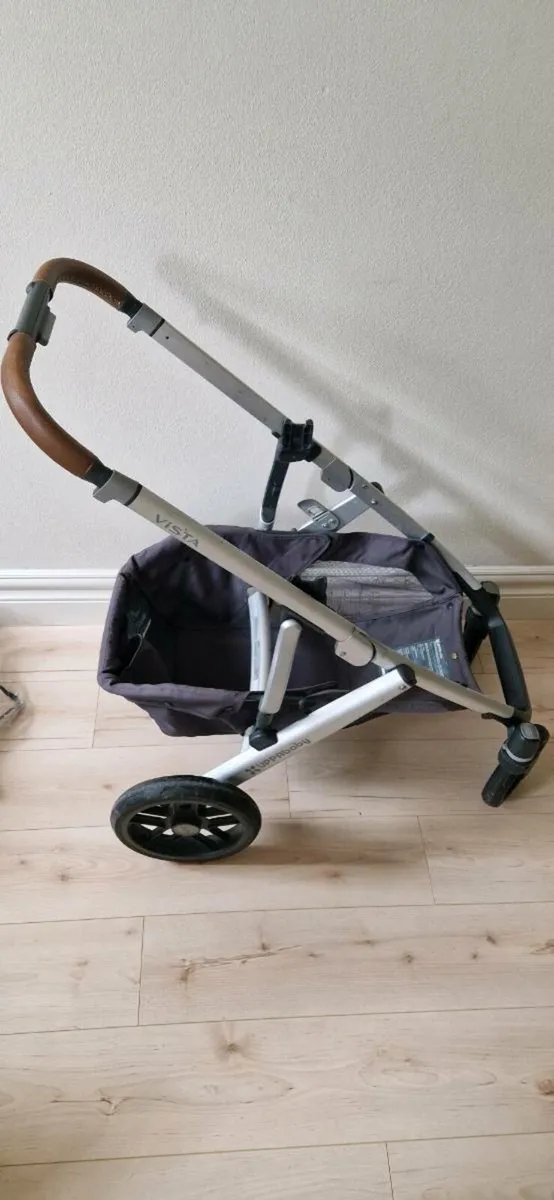 Uppababy Vista buggy & travel system - Image 3