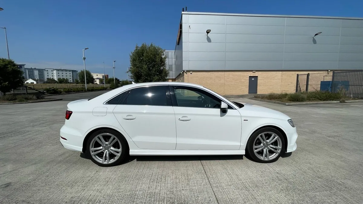AUDI A3 S-LINE 1.5TFSI - Image 4