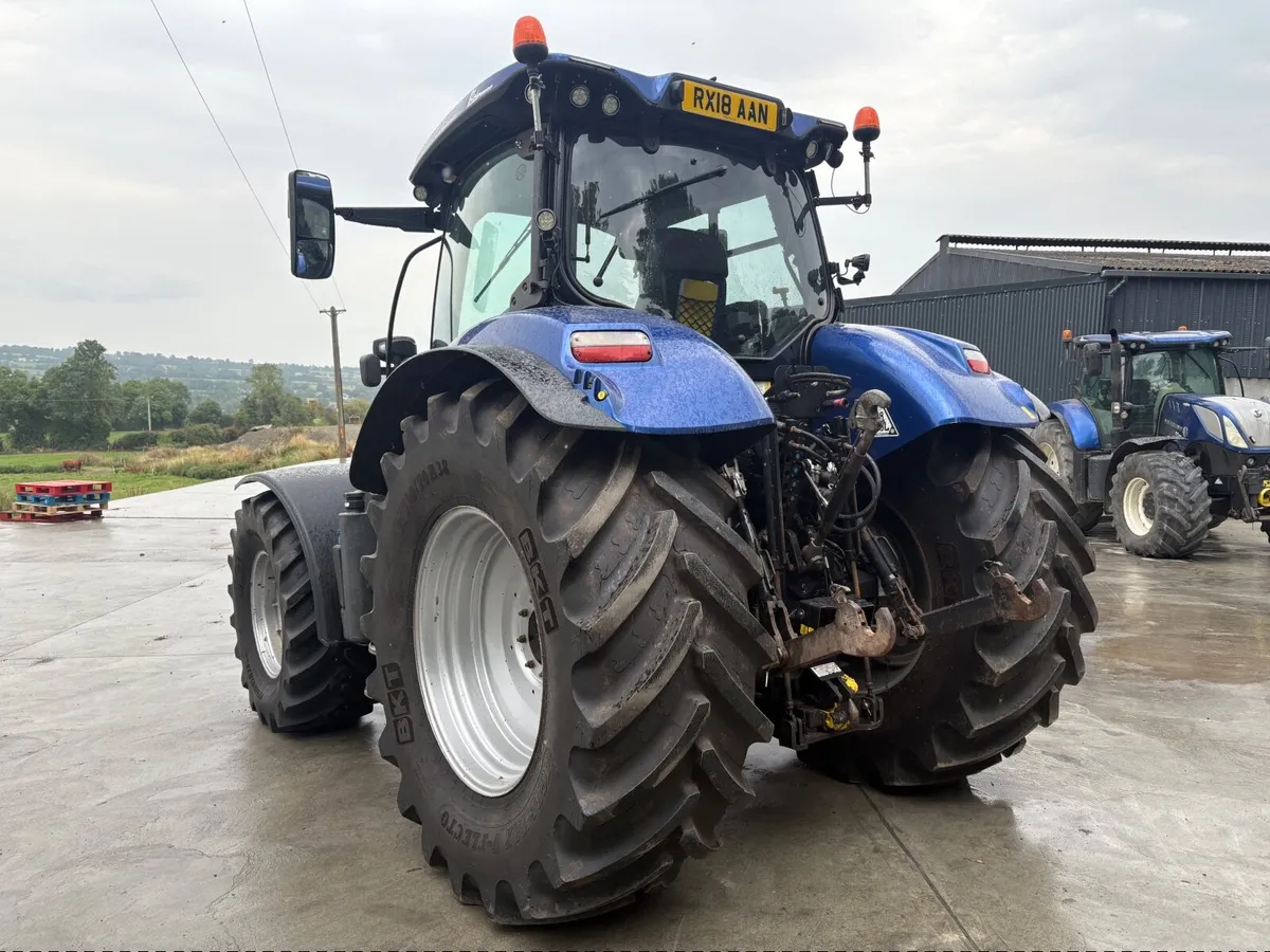 2018 New Holland T7.225 ***Bluepower*** - Image 3