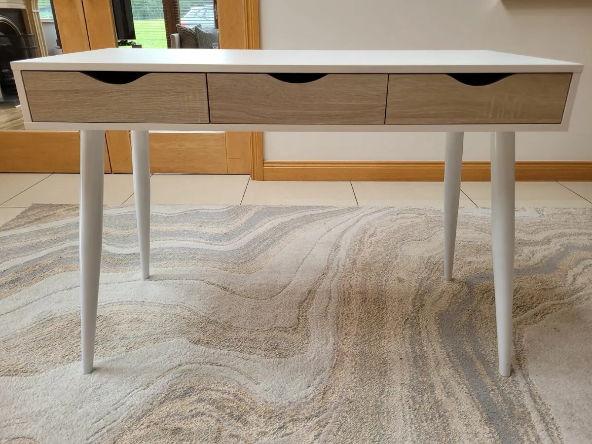Desk - Image 2