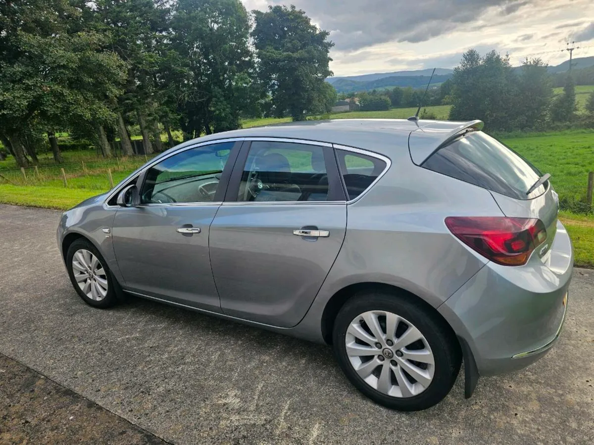 2013 Vauxhall Astra 2.0 SE - Image 2