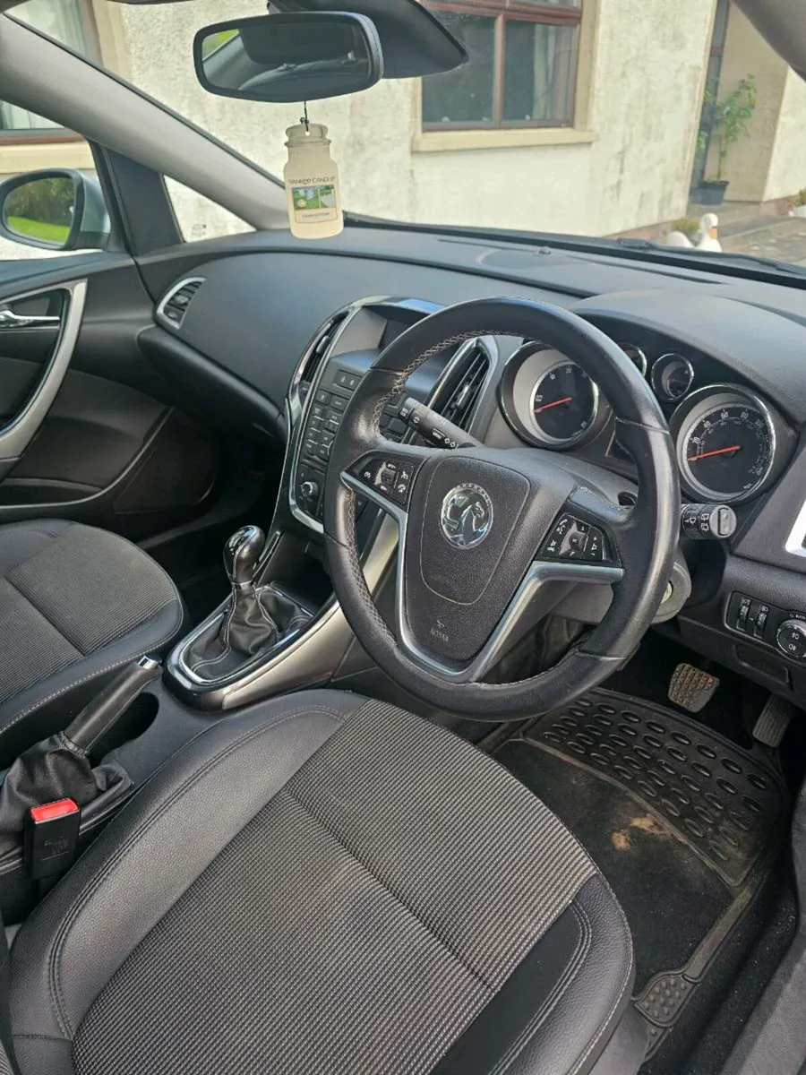 2013 Vauxhall Astra 2.0 SE - Image 3